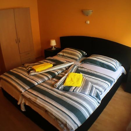 Palota Panzio Bed & Breakfast Budapest Eksteriør bilde