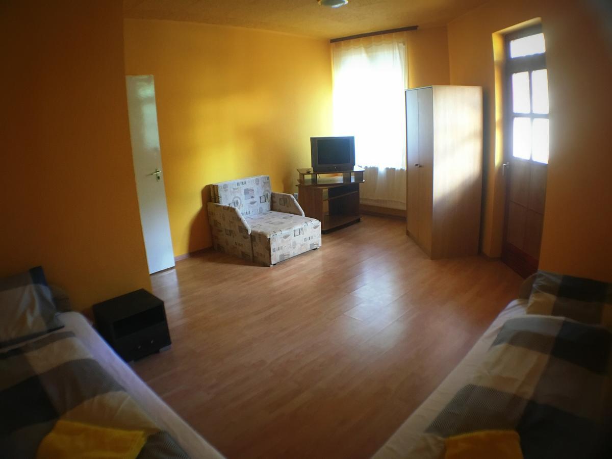Palota Panzio Bed & Breakfast Budapest Eksteriør bilde